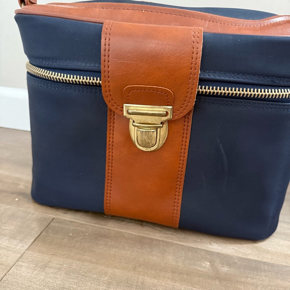 Vintage Sears Travel Train Case Bag Cosmetic Hard Case Wipeable Leather‎ Navy - Picture 3 of 16